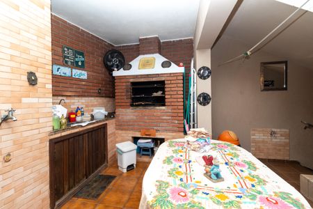 Casa à venda com 233m², 5 quartos e 6 vagasEdícula - Churrasqueira