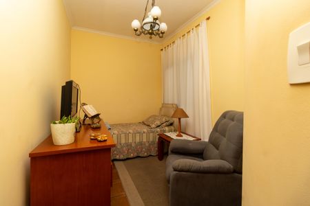 Casa à venda com 233m², 5 quartos e 6 vagasQuarto 1