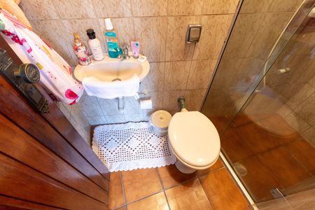 Casa à venda com 233m², 5 quartos e 6 vagasEdícula - Banheiro