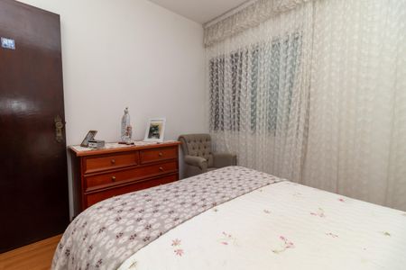 Casa à venda com 233m², 5 quartos e 6 vagasSuite