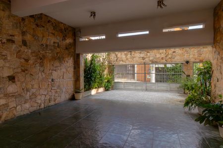 Casa à venda com 233m², 5 quartos e 6 vagasGaragem