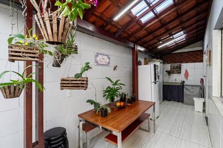 Apartamento à venda com 120m², 3 quartos e 1 vaga Apartamento à venda com 120m², 3 quartos e 1 vagaÁrea Privativa