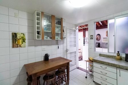 Apartamento à venda com 120m², 3 quartos e 1 vaga Apartamento à venda com 120m², 3 quartos e 1 vagaCozinha