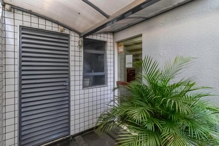 Apartamento à venda com 120m², 3 quartos e 1 vaga Apartamento à venda com 120m², 3 quartos e 1 vagaEntrada