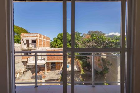 Apartamento à venda com 60m², 2 quartos e 1 vaga Apartamento à venda com 60m², 2 quartos e 1 vagaVaranda