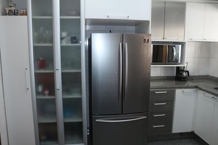 Apartamento à venda com 154m², 4 quartos e 2 vagasCozinha