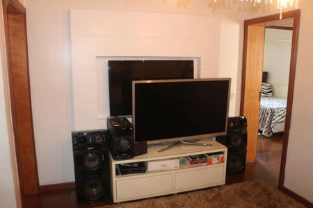 Apartamento à venda com 154m², 4 quartos e 2 vagasSala de TV