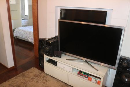 Apartamento à venda com 154m², 4 quartos e 2 vagasSala de TV