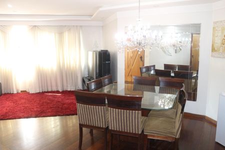 Apartamento à venda com 154m², 4 quartos e 2 vagasSala