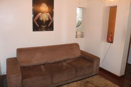 Apartamento à venda com 154m², 4 quartos e 2 vagasSala de TV