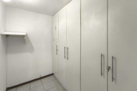 Apartamento à venda com 156m², 3 quartos e 2 vagasQuarto de Serviço