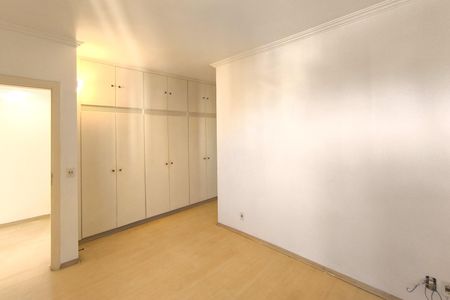Apartamento à venda com 156m², 3 quartos e 2 vagasSuíte