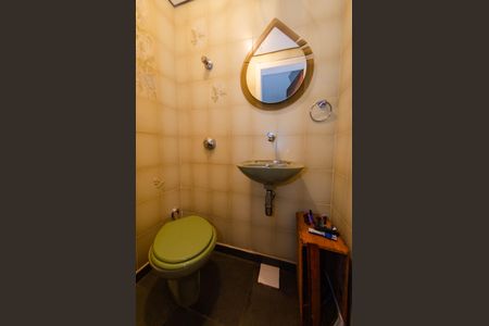 Apartamento à venda com 280m², 5 quartos e 4 vagas Apartamento à venda com 280m², 5 quartos e 4 vagasLavabo 2