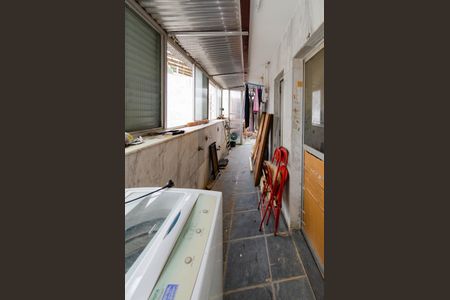 Apartamento à venda com 280m², 5 quartos e 4 vagas Apartamento à venda com 280m², 5 quartos e 4 vagasÁrea de serviço