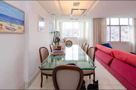 Apartamento à venda com 280m², 5 quartos e 4 vagas Apartamento à venda com 280m², 5 quartos e 4 vagasSala