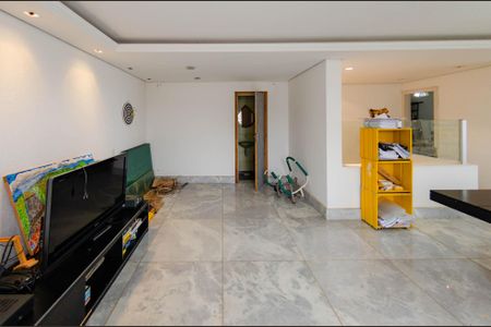 Apartamento à venda com 280m², 5 quartos e 4 vagas Apartamento à venda com 280m², 5 quartos e 4 vagasSala 2