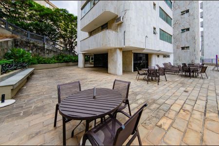 Apartamento à venda com 280m², 5 quartos e 4 vagas Apartamento à venda com 280m², 5 quartos e 4 vagasÁrea comum