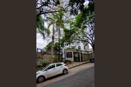 Apartamento à venda com 280m², 5 quartos e 4 vagas Apartamento à venda com 280m², 5 quartos e 4 vagasFachada