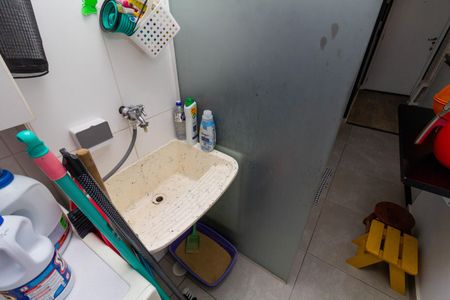 Apartamento à venda com 49m², 2 quartos e 1 vaga Apartamento à venda com 49m², 2 quartos e 1 vagaÁrea de Serviço