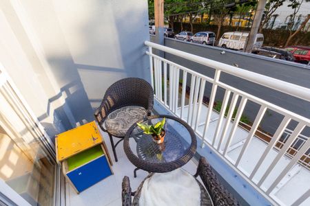 Apartamento à venda com 49m², 2 quartos e 1 vaga Apartamento à venda com 49m², 2 quartos e 1 vagaVaranda Sala