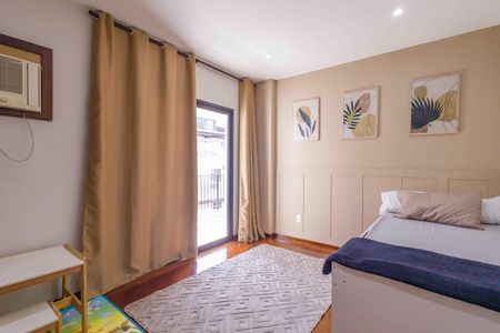 Apartamento à venda com 180m², 4 quartos e 3 vagas Apartamento à venda com 180m², 4 quartos e 3 vagasQuarto 2