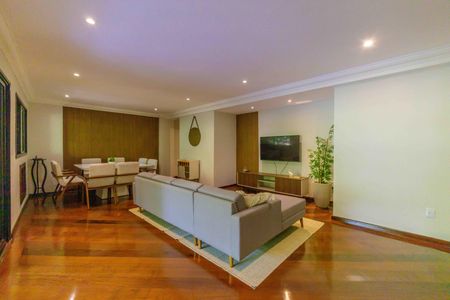 Apartamento à venda com 180m², 4 quartos e 3 vagas Apartamento à venda com 180m², 4 quartos e 3 vagasSala