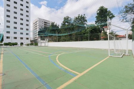 Apartamento à venda com 77m², 3 quartos e 1 vagaÁrea comum - Quadra esportiva