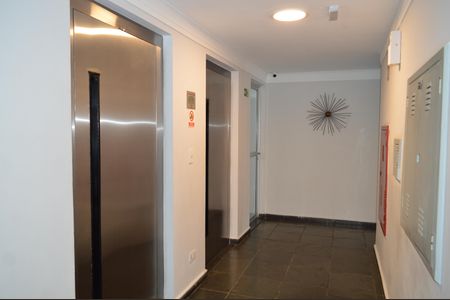 Apartamento à venda com 65m², 2 quartos e 2 vagasElevadores