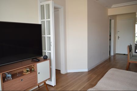 Apartamento à venda com 65m², 2 quartos e 2 vagasSala