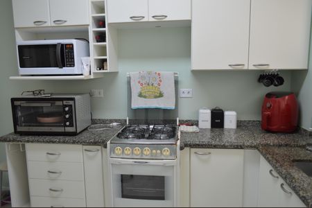 Apartamento à venda com 65m², 2 quartos e 2 vagasCozinha