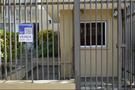 Apartamento à venda com 65m², 2 quartos e 2 vagasFachada + Plaquinha