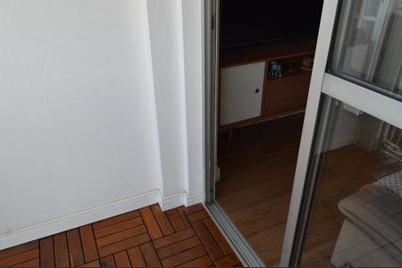 Apartamento à venda com 65m², 2 quartos e 2 vagasVaranda