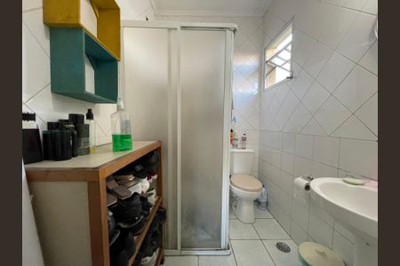 Casa à venda com 170m², 4 quartos e 2 vagas Casa à venda com 170m², 4 quartos e 2 vagasBanheiro 2