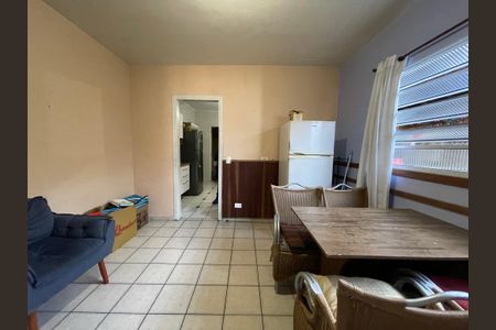 Casa à venda com 170m², 4 quartos e 2 vagas Casa à venda com 170m², 4 quartos e 2 vagasSala de Jantar