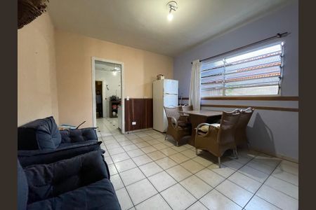 Casa à venda com 170m², 4 quartos e 2 vagas Casa à venda com 170m², 4 quartos e 2 vagasSala de Jantar