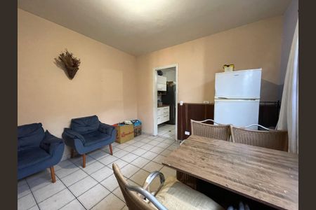 Casa à venda com 170m², 4 quartos e 2 vagas Casa à venda com 170m², 4 quartos e 2 vagasSala de Jantar