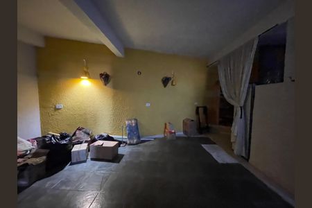 Casa à venda com 170m², 4 quartos e 2 vagas Casa à venda com 170m², 4 quartos e 2 vagasQuarto 4