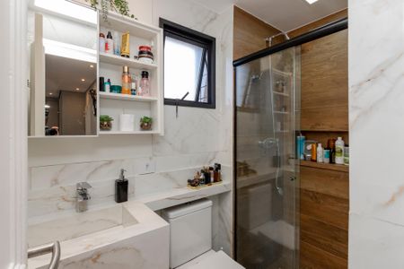 Apartamento à venda com 70m², 2 quartos e 2 vagasBanheiro da Suíte