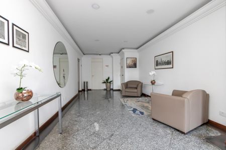 Apartamento à venda com 70m², 2 quartos e 2 vagasHall de Entrada