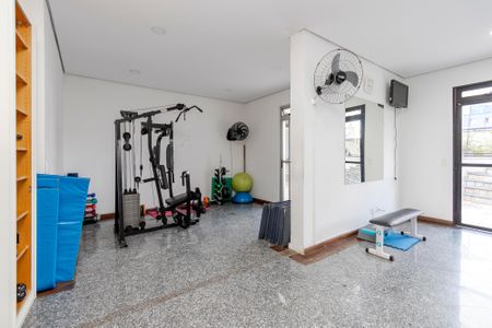 Apartamento à venda com 70m², 2 quartos e 2 vagasAcademia
