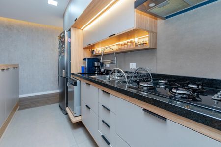 Apartamento à venda com 70m², 2 quartos e 2 vagasCozinha