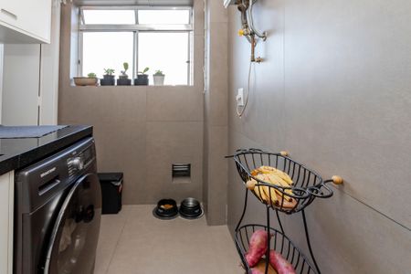 Apartamento à venda com 70m², 2 quartos e 2 vagasÁrea de Serviço