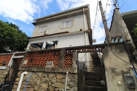 Casa para alugar com 70m², 2 quartos e sem vagaFachada