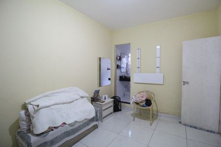 Casa para alugar com 70m², 2 quartos e sem vagaSuíte