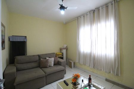 Casa para alugar com 70m², 2 quartos e sem vagaQuarto