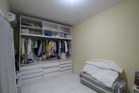 Casa para alugar com 70m², 2 quartos e sem vagaSuíte