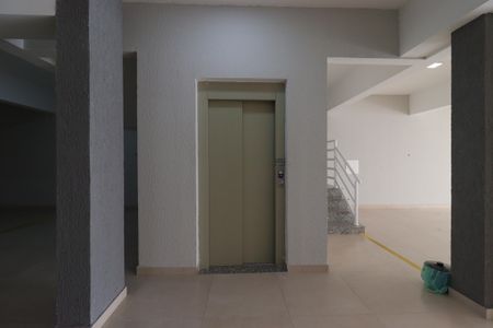 Apartamento à venda com 100m², 2 quartos e 1 vagaÁrea comum