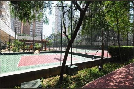 Apartamento para alugar com 300m², 4 quartos e 4 vagas