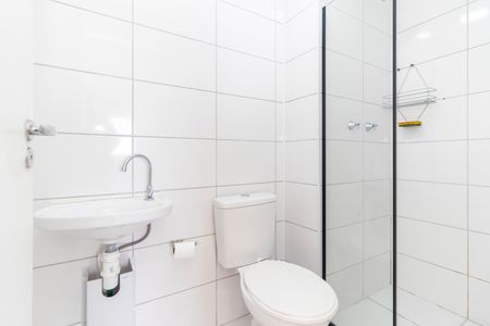 Apartamento para alugar com 42m², 2 quartos e sem vaga Apartamento para alugar com 42m², 2 quartos e sem vagaBanheiro