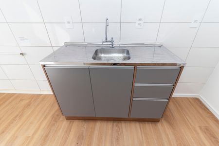 Apartamento para alugar com 42m², 2 quartos e sem vaga Apartamento para alugar com 42m², 2 quartos e sem vagaCozinha - Armários
